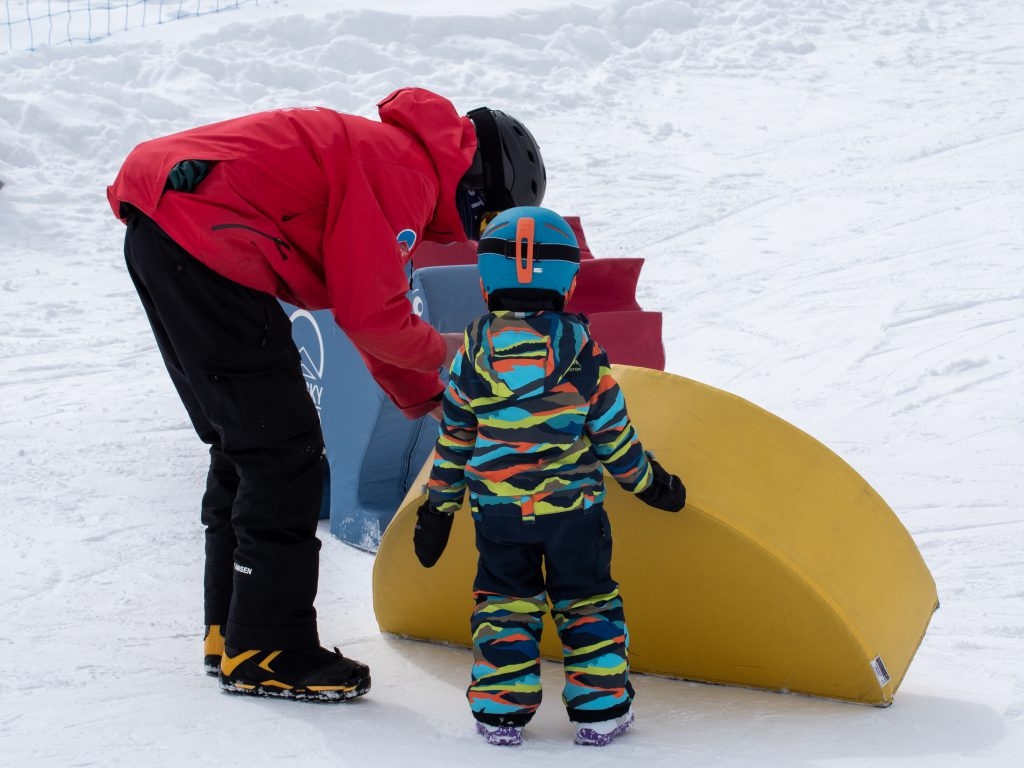 Snowboard kids learning props