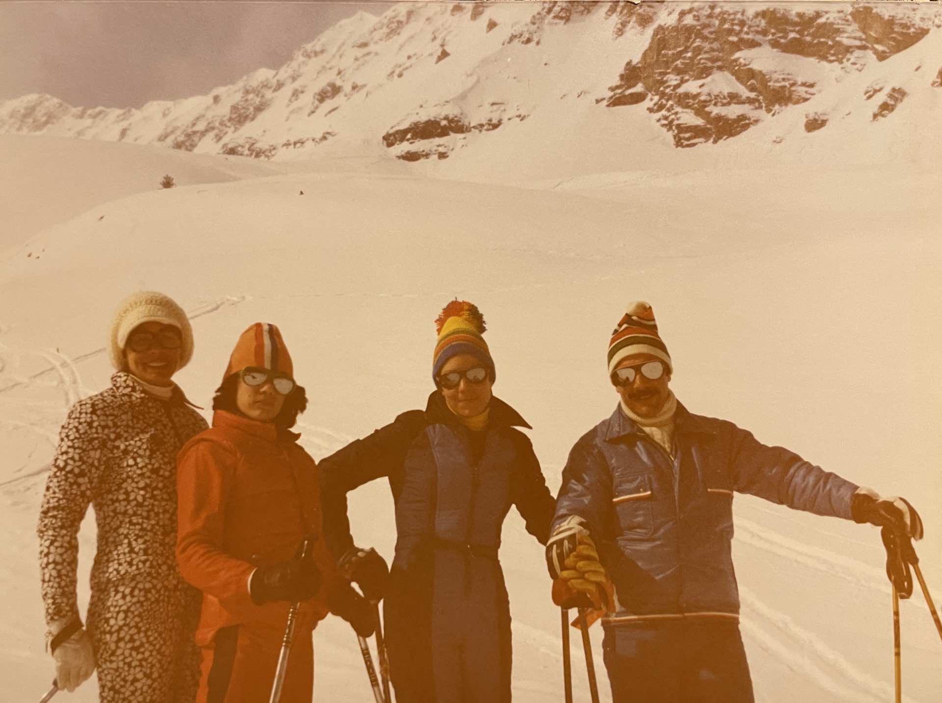 Angelosante's Grandparents skiing